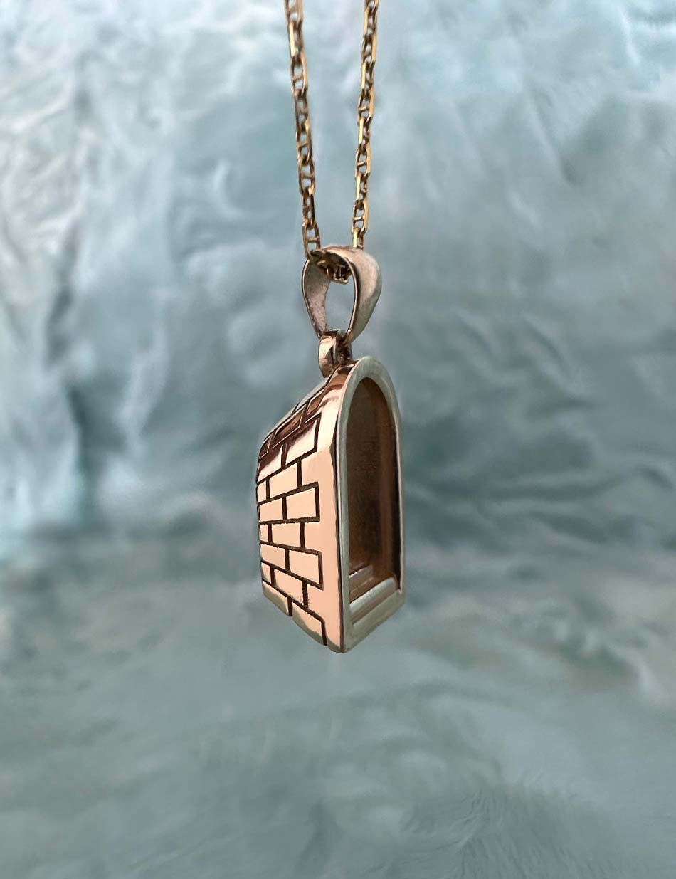 Portal Stair Charm Pendant - 14k gold, diamond