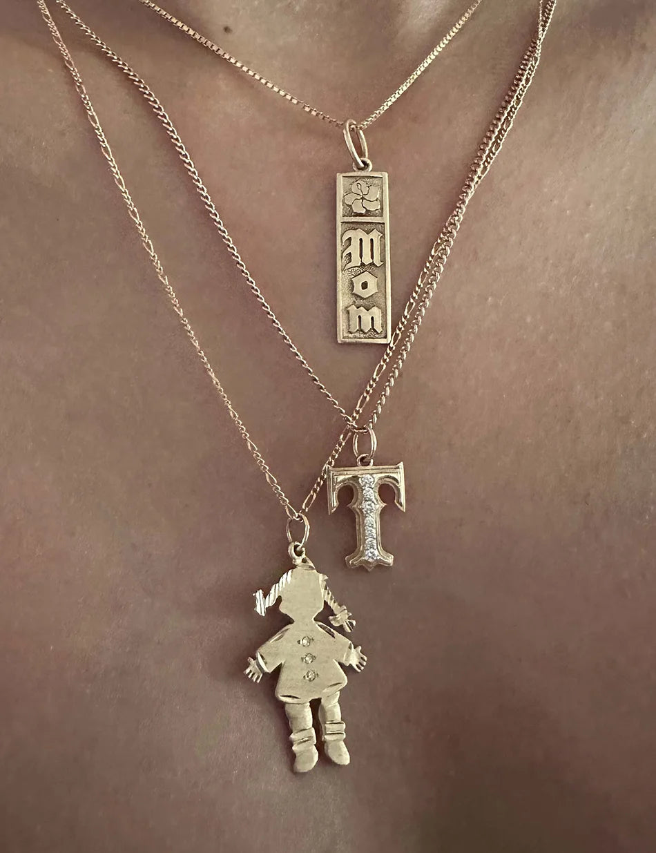 Mom Tablet Charm - 14k gold