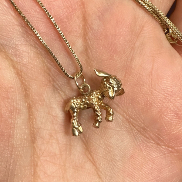 14k yellow gold vintage lamb charm